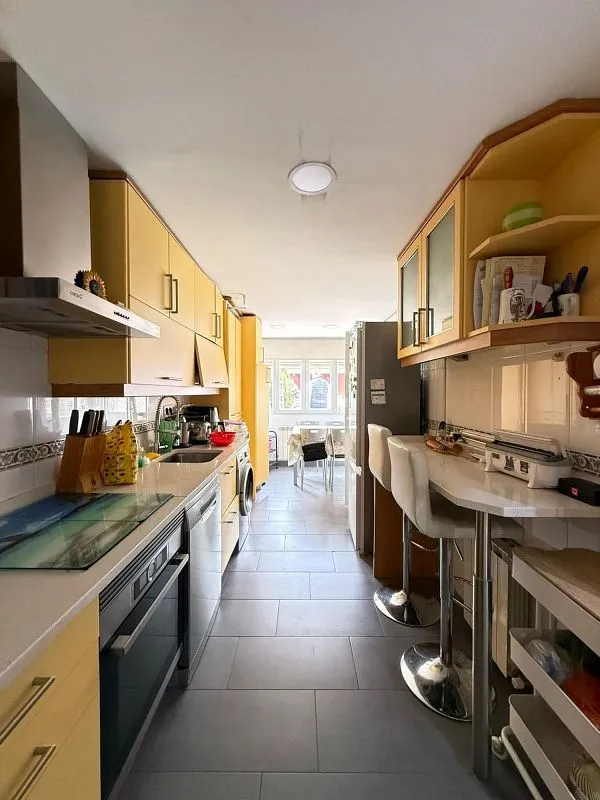 Köök - Renovated Townhouse with Solar Panels in Coimbra-Guadarrama