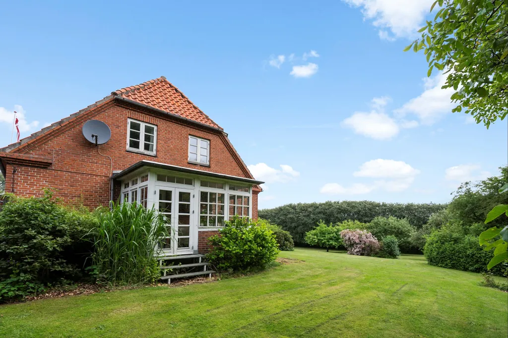 Giardino - Villa with Orchard in Frederiksværk