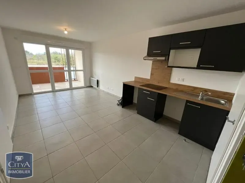 Cuisine - Appartement 2 Pièces avec Patio à Perpignan