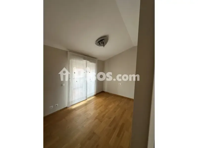 Pièces - Duplex with Terraces in Central Location