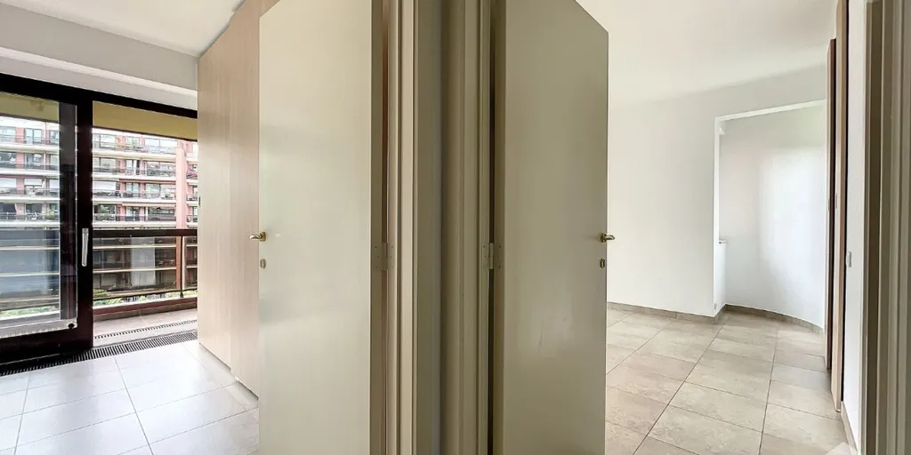 Hallway - Apartment with South Terrace in Ukkel