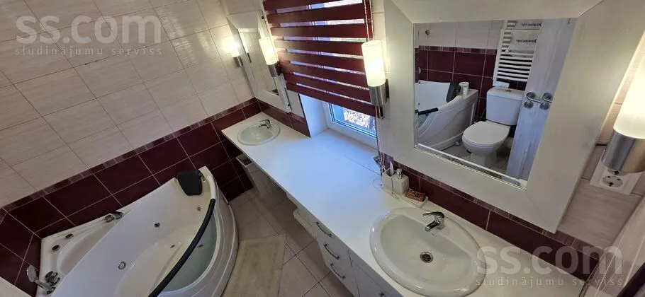 Salles de bain - Modern House with Garden in Inčukalns