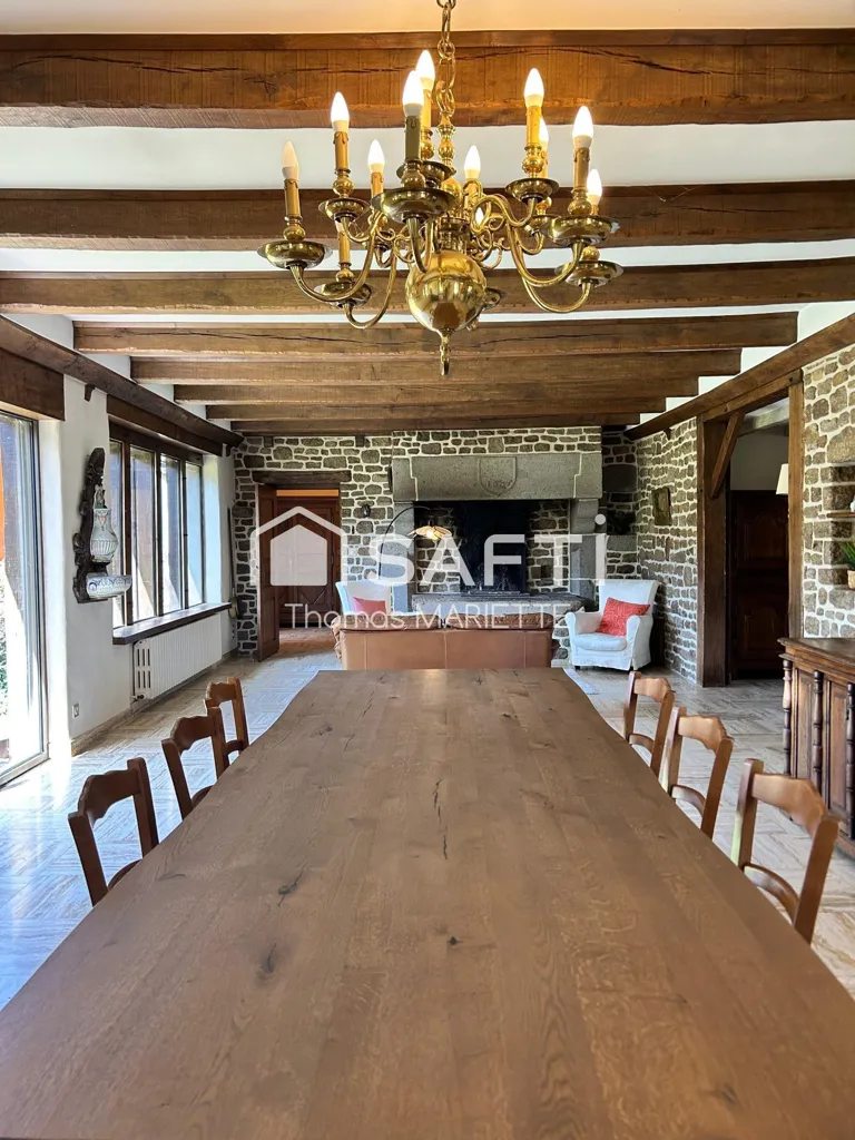 Salle à manger - Maison en Pierre avec Jardin Clos à MOULINES