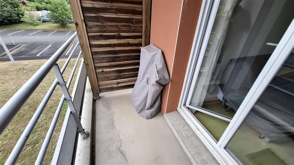 Balcon - Studio Meublé avec Balcon à Niort
