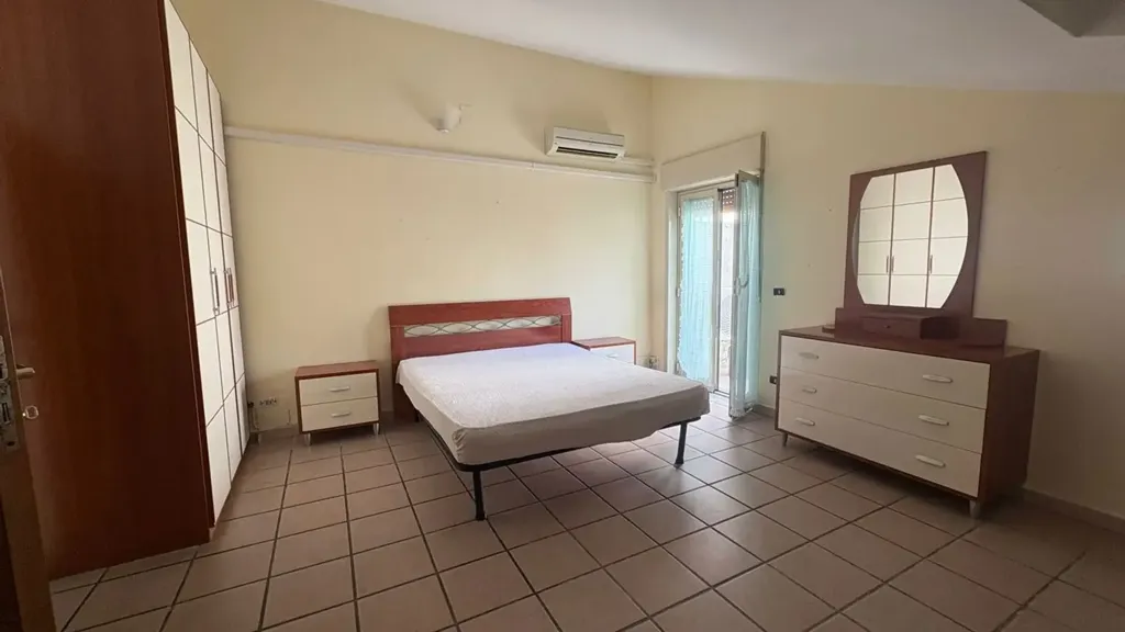 Magamistoad - Rented Flat with Balcony in Messina