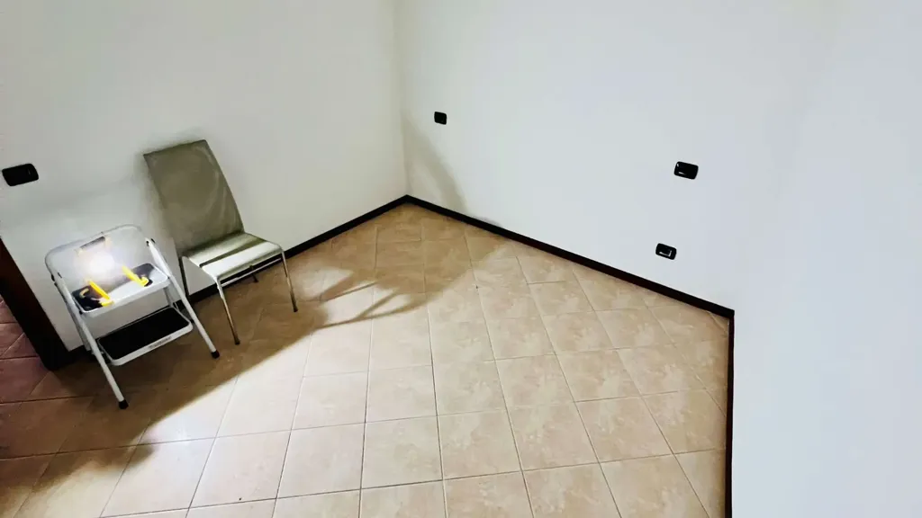 Pièces - Two-Bedroom Flat with Terrazzo in Milan