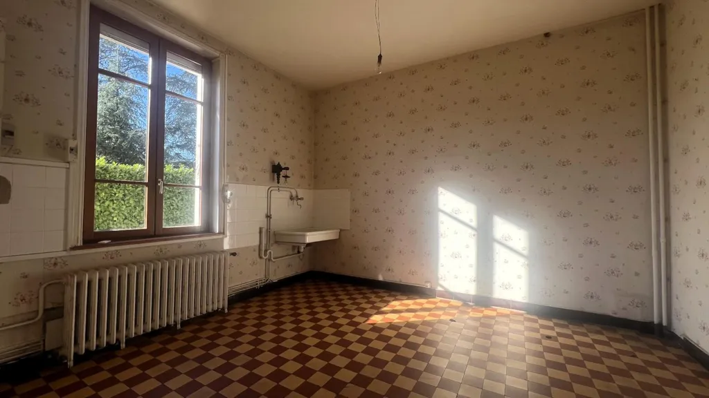 Toad - Bourgeois House with Garden in Dardilly