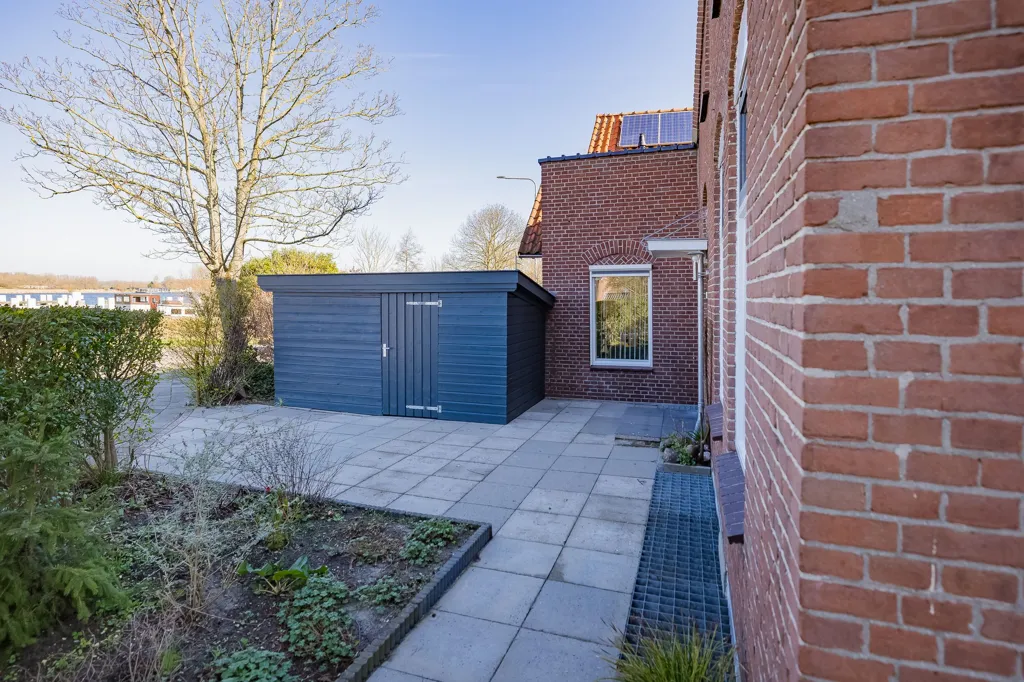 Jardin - Sustainable Dijkwoning with Sluice View in Spaarndam