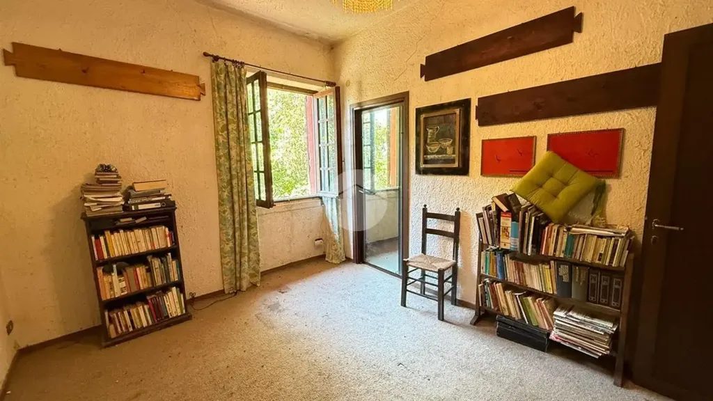 Bureau - Rustic Casale with Garden in Teverina, Viterbo