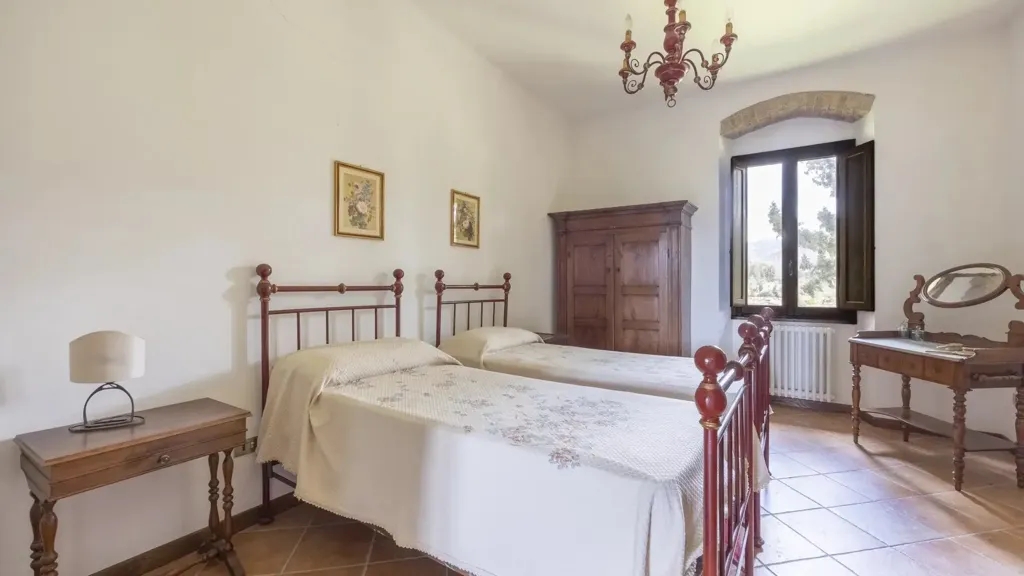 Chambres - Tuscan Cascina with Olive Grove in Pelago