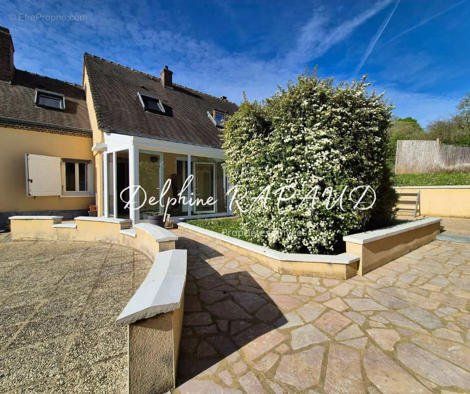 Aed - Stone House with Garage near Bellême
