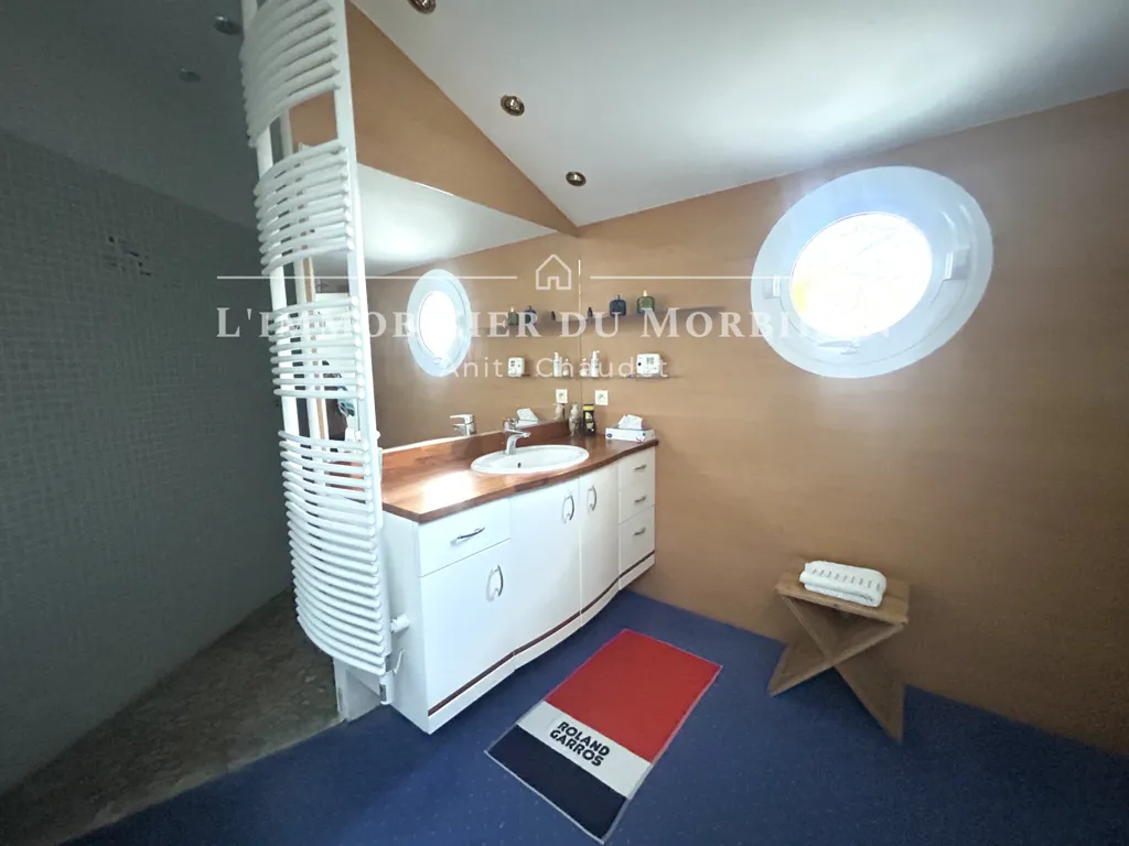 Salles de bain - Maison avec Piscine Chauffée à 200 m de la Plage