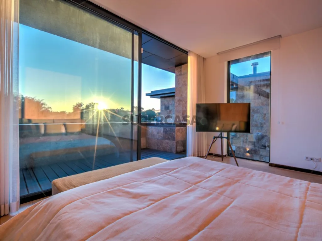 Bedrooms - Modern Villa with Sea View in Troia Resort