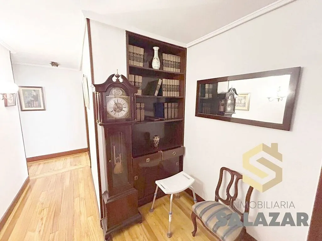 Soggiorno - Student Flat with Terrace on Avenida del Ferrocarril