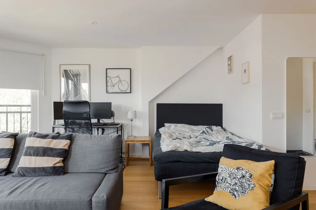 Chambres - Apartment with Multiple Windows in Söder, Växjö
