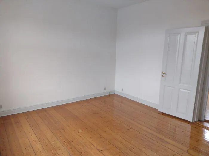 Pièces - Renovated Flat with Balcony in Odense C
