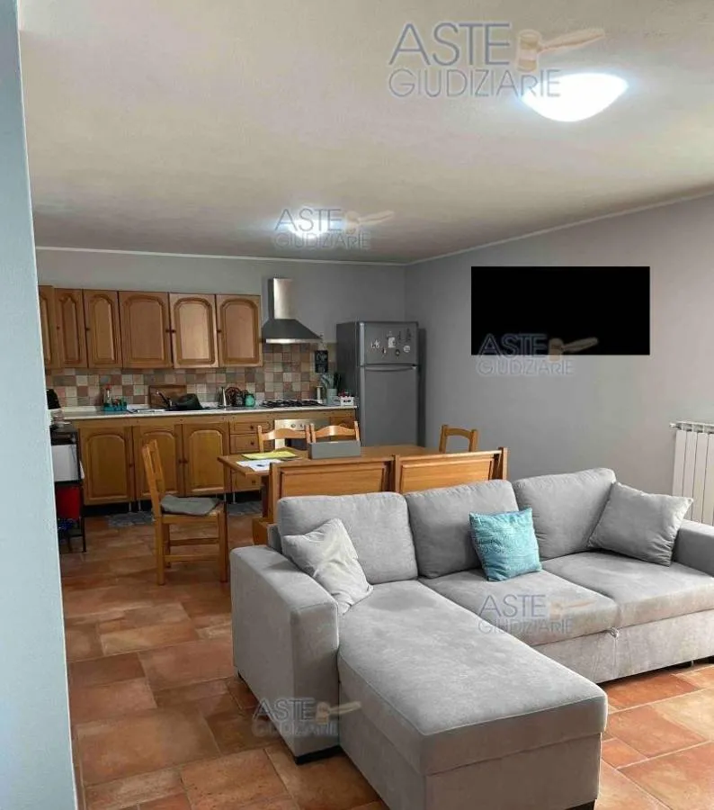 Elutuba - Villa with Terrace in Galliate