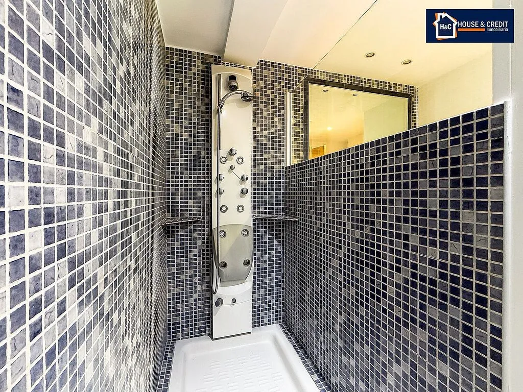 Vannitoad - 2-Bedroom Flat with A/C in Valderas
