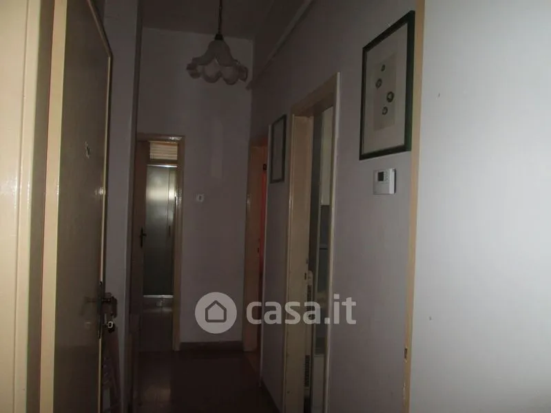 Ingresso - Appartamento con due balconi nel centro di Pescara