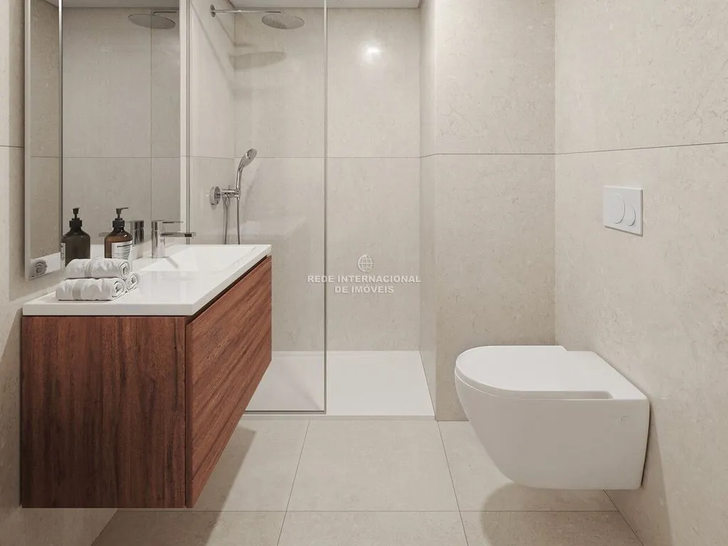 Vannitoad - Luxury Flat with Balcony in Lisbon