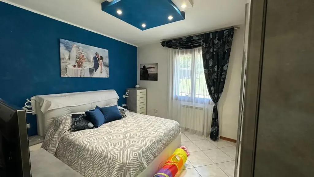 Chambres - Bright 3-Bed Flat with Balcony in Capraia e Limite