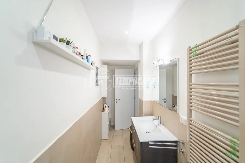 Vannitoad - Ristruttured Flat with Balcony in Nomentano, Rome