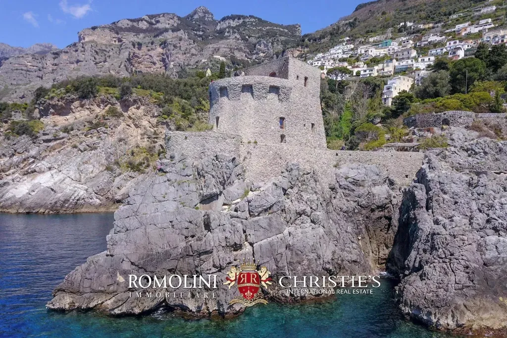 Välivaade - Waterfront Villa with Sea Access on Amalfi Coast