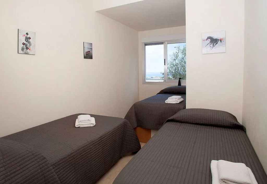 Magamistoad - Apartment with Pool and Terrace in Pego