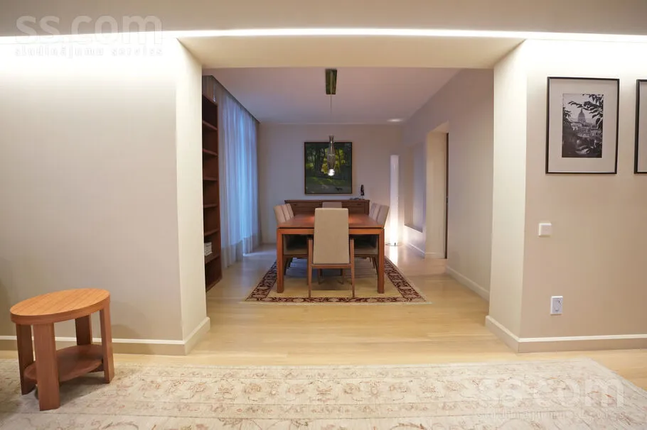 Sala da pranzo - Two-Level Apartment with Panoramic Views in Riga Centre