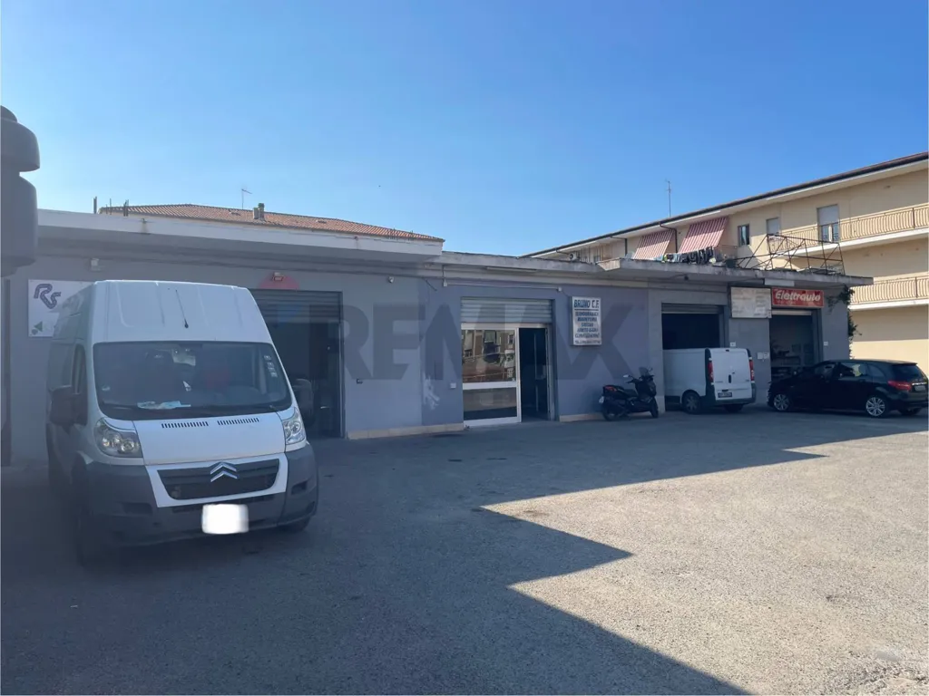 Garage - Buildable Plot with Sea Proximity in Schiavonea