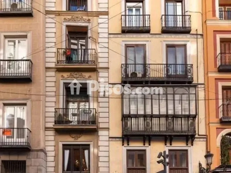 Esterno - Flat with Central Location in Sol