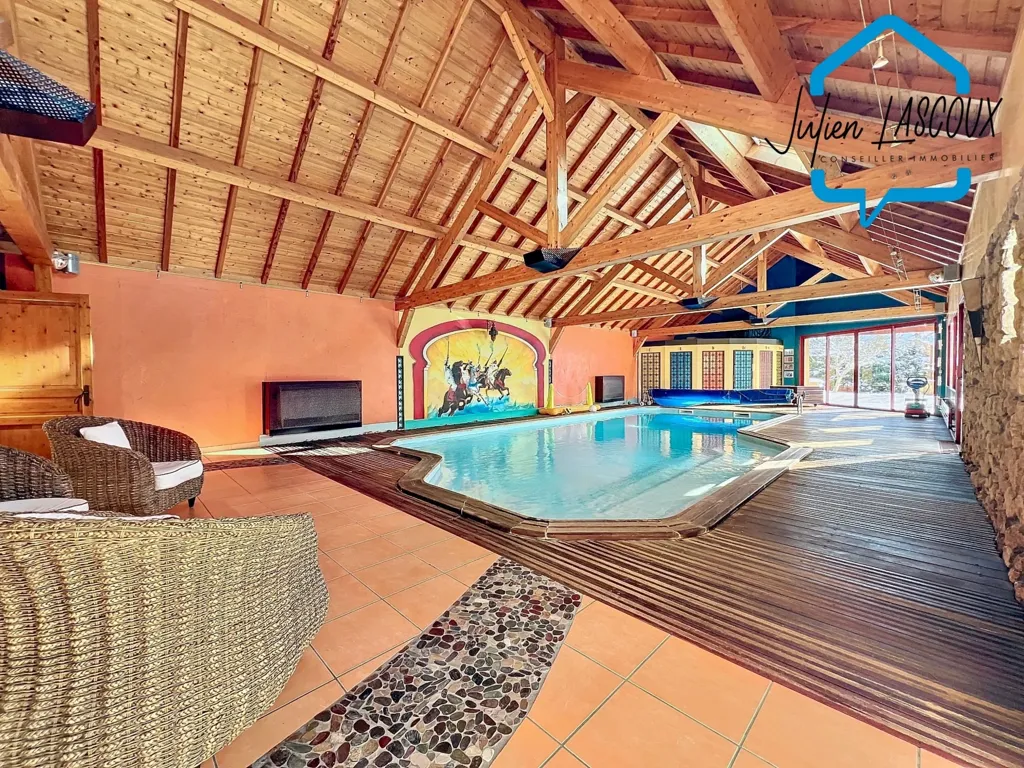 Piscine - Maison de Caractère avec Piscine à Méaudre