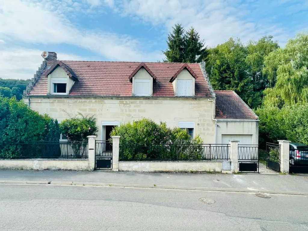 Extérieur - Maison en Pierre avec Jardin à Pierrefonds