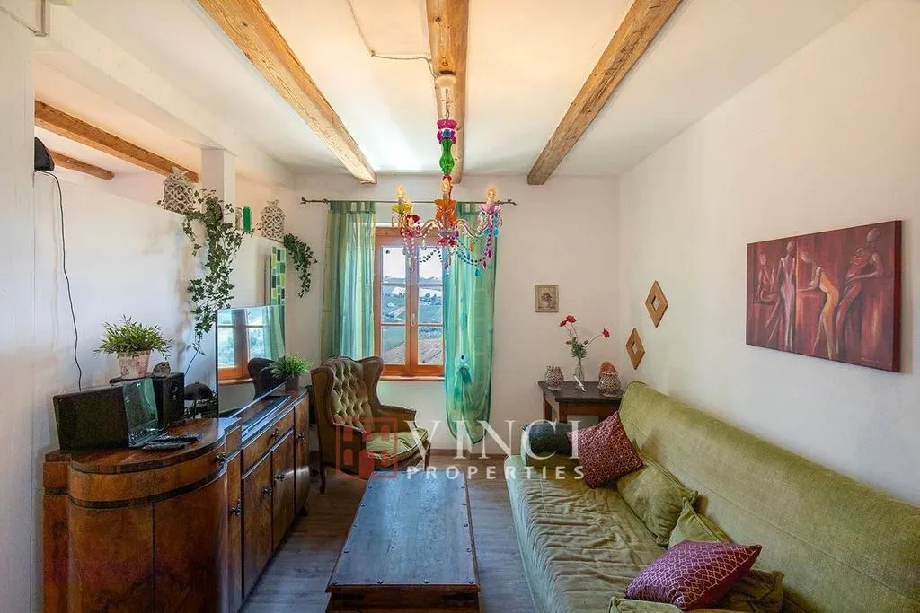 Elutuba - Rustic Casale with Pool in Montefiore dell'Aso