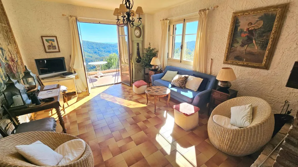 Séjour - Villa avec Vue sur Nature à Claviers, Côte d'Azur