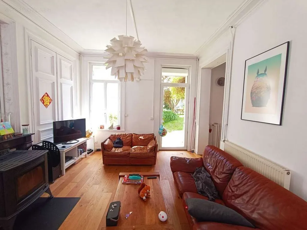 Living Room - House with Garden in Abbeville