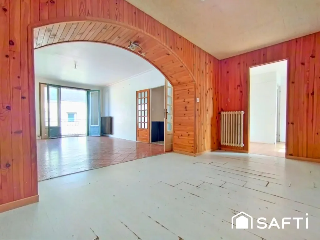 Soggiorno - Apartment with Renovation Potential in Plouay