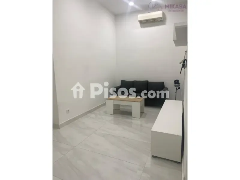 Elutuba - Ample Garden Flat in Móstoles