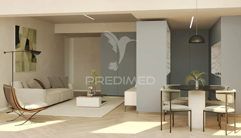 T2 Apartment with Historical Charm in Porto