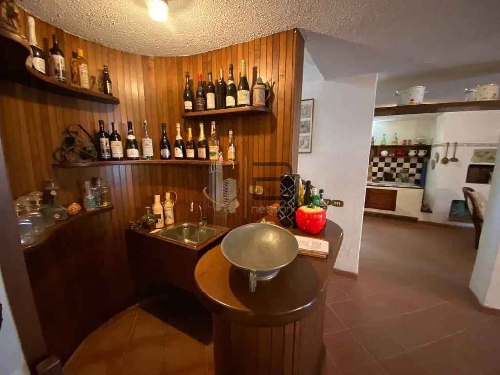 Stanze - Villa con giardino privato a Marina di Carrara
