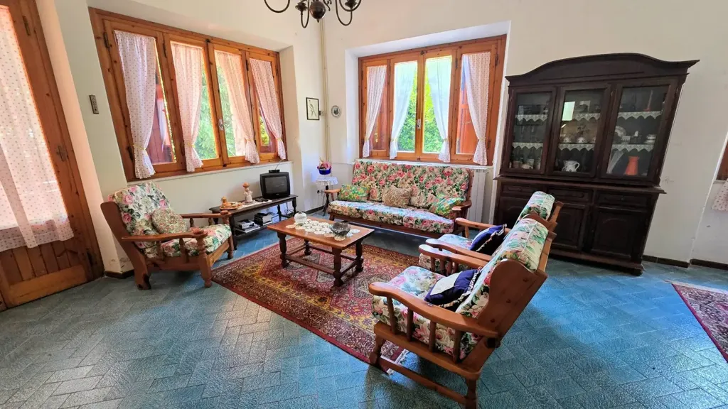 Elutuba - Villa with Garden in Marliana