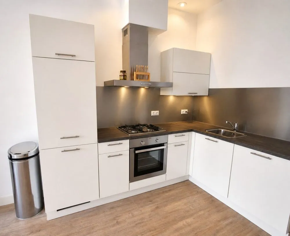 Köök - Furnished Apartment with Balcony in Rotterdam