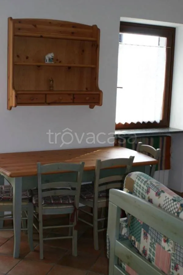Comedor - Rear Garden Apartment in Oleggio
