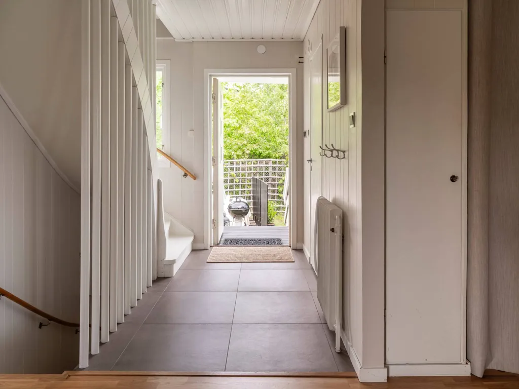 Entrée - Charming Putsvilla with Garden in Lilla Ursvik