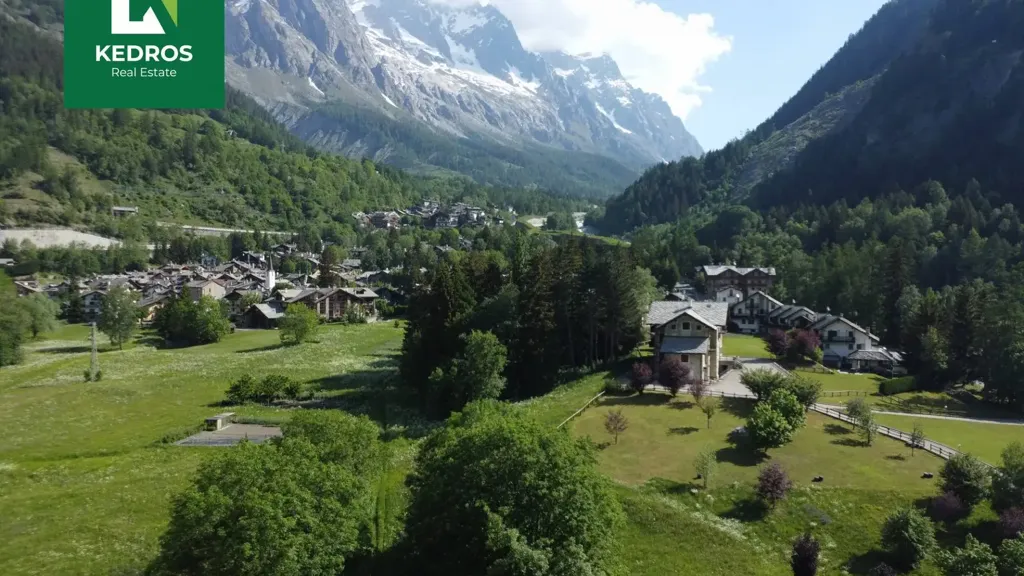 Vue aérienne - Apartment with Mountain View in Courmayeur