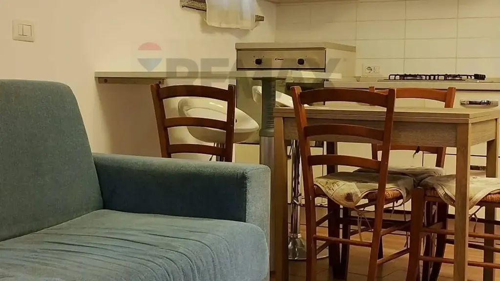 Soggiorno - Apt with Parking in Varese Centre