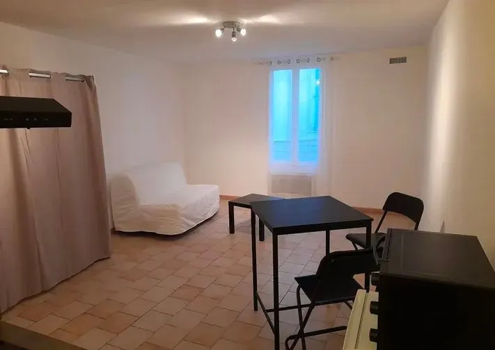 Séjour - Studio Meublé à Draguignan