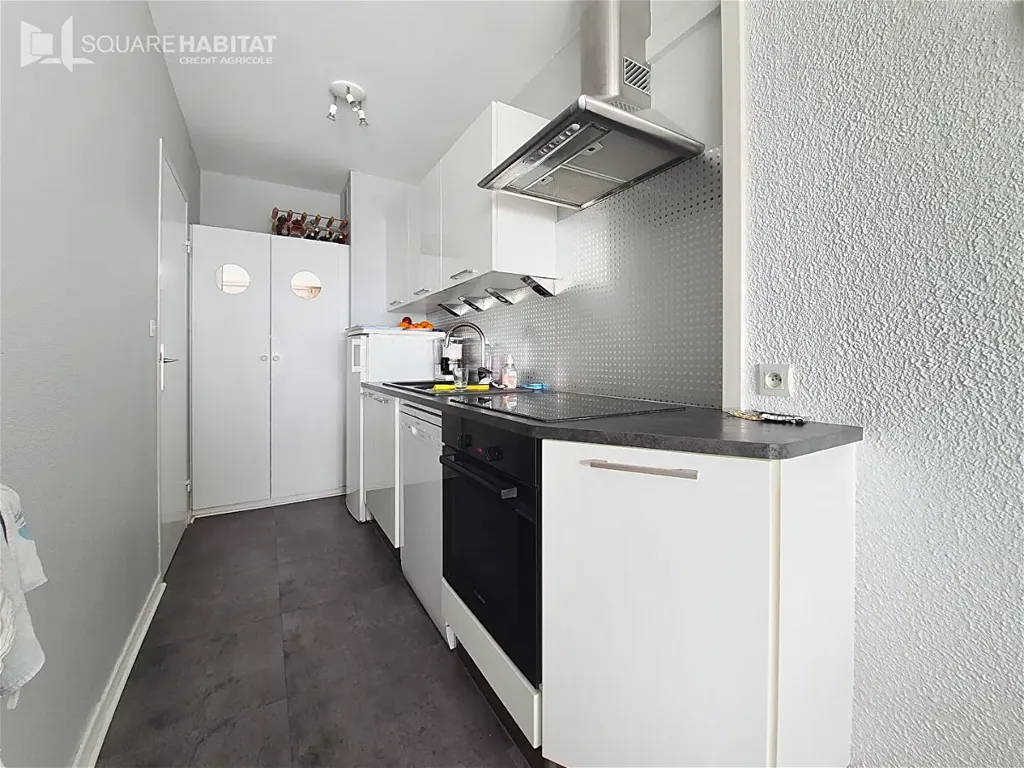 3-Bedroom Apartment with Sea View in Quiberon