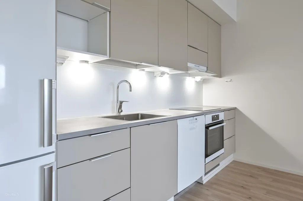 Köök - Modern Flat with Balcony in Pasila, Helsinki