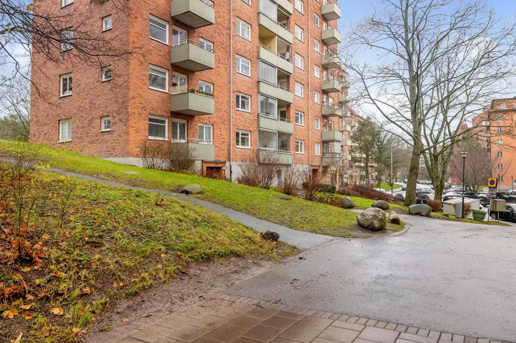 3-toaline korter asukohas Solna